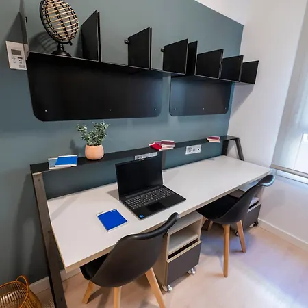 Residencia Bravo Students Otel Granada