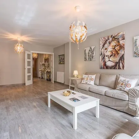 Luxury Reino De Apartment Granada