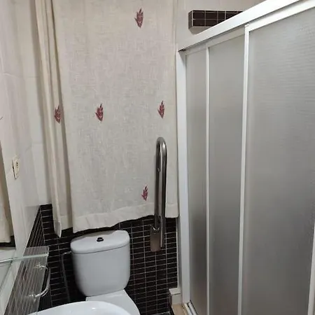 En El Centro De Excelente Ubicacion Apartment Granada