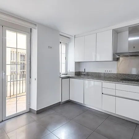 Luxury Reina Isabel Apartment *