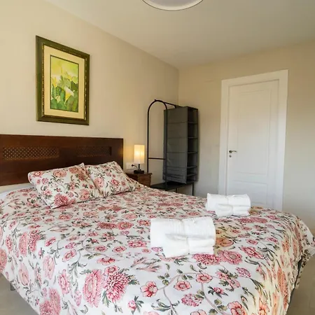 H&h Ganivet Center Apartamento *