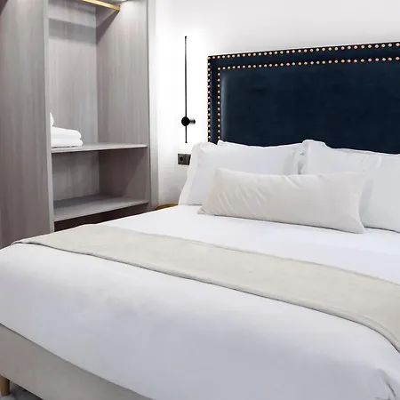 Hotel Aptos Alejandra 3*