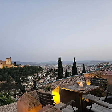 فندق مبيت وإفطار La Casa Juanranas *