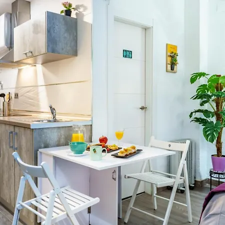 Apartment Triunfo, By Daimar *