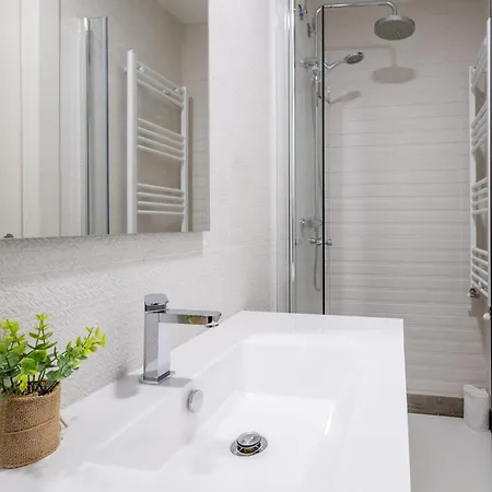 Homity Holidays - - Piedra Santa * Granada