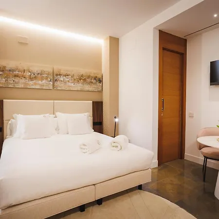 Apart Otel Corral Del Carbon Gg Granada