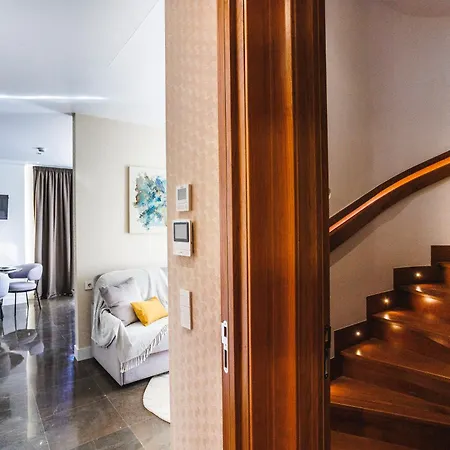 Corral Del Carbon Gg Apart Otel