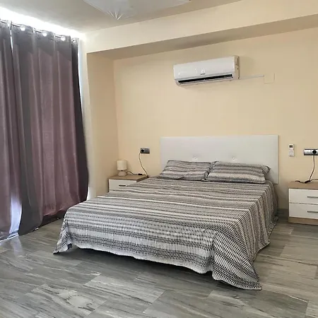 Apartamento Atico Con Vistas En Centro Granada