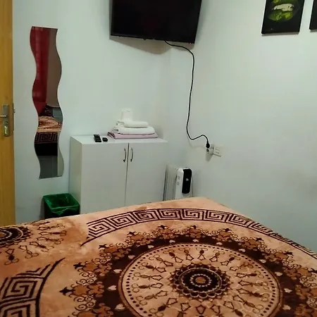 Zaidin 5 Homestay Granada