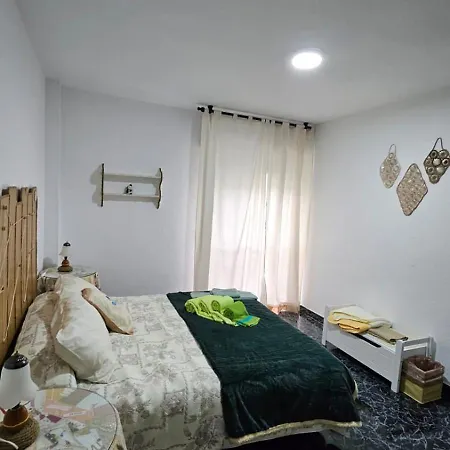 Familiar En Apartment *