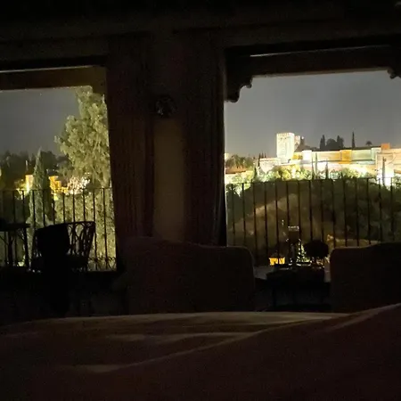 La Casa Juanranas غرناطة