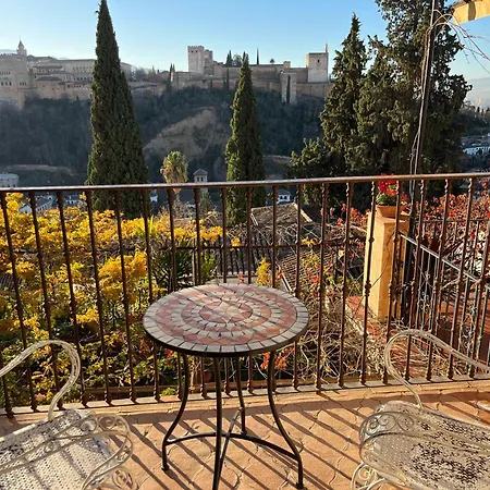 La Casa Juanranas غرناطة