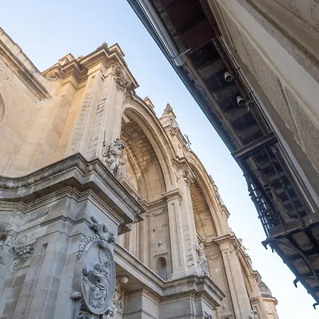 Pie De La Catedral Granada
