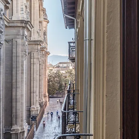 Apartment Pie De La Catedral Granada