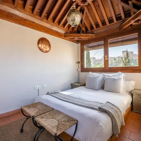 Casa Bombo Bed & Breakfast Granada