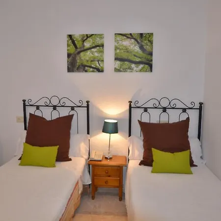 Residencia Ziri Pensión Granada
