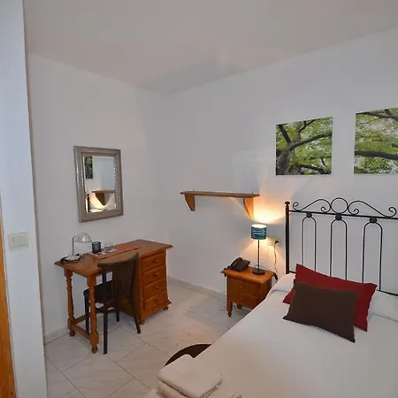 Residencia Ziri *