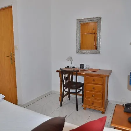 Pensión Residencia Ziri Granada
