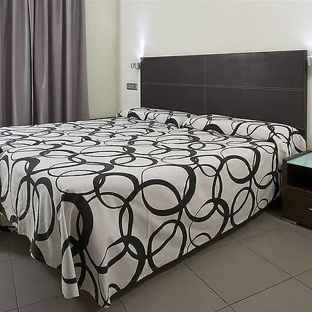 Aptos Alejandra Hotel 3*