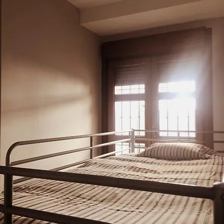 Apartmán Bonito En El Centro De Con Parking Gratis