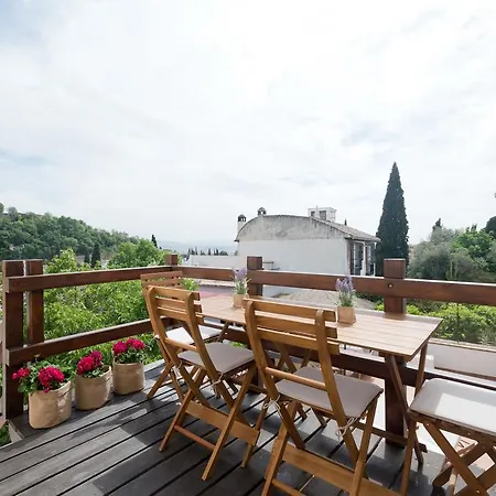 Casa Bombo Bed & Breakfast Granada