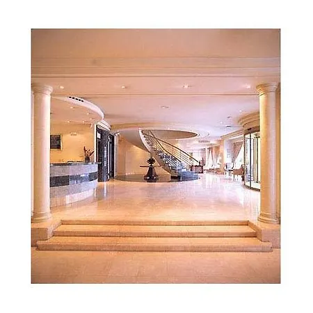 Rallye Hotel 4*