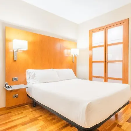 Hotel Estacion 4*
