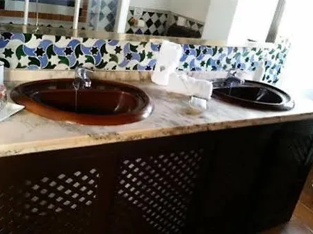 Pensión Casa Del Aljarife 3*