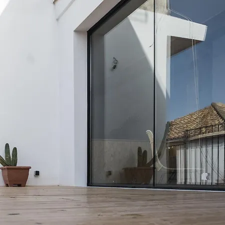 Chezmoihomes Penthouse