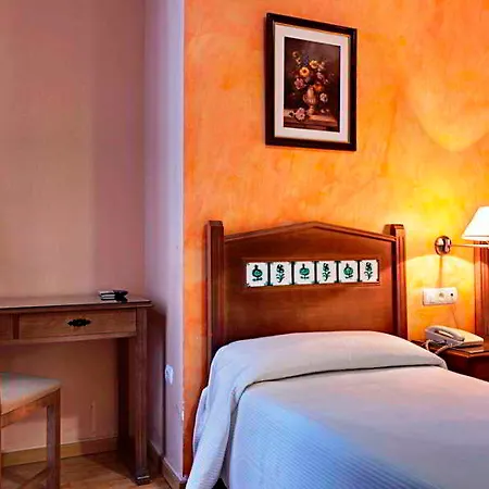 Cedran Hotel 2*