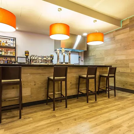 Dwo Urban Hotel 4*