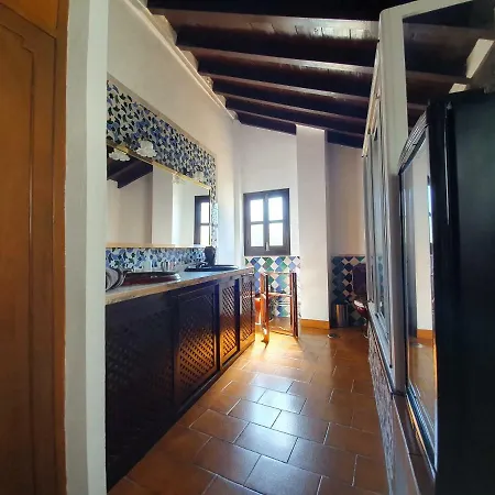Pensión Casa Del Aljarife 3*