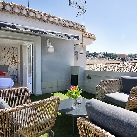 Townhall Penthouse Apartment Granada