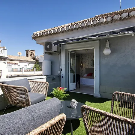 Townhall Penthouse * Granada
