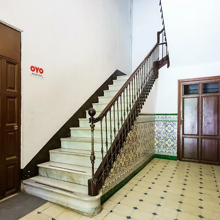 Oyo Fonda Sanchez Granada