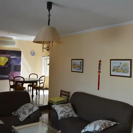 Aben Humeya Apartamento *