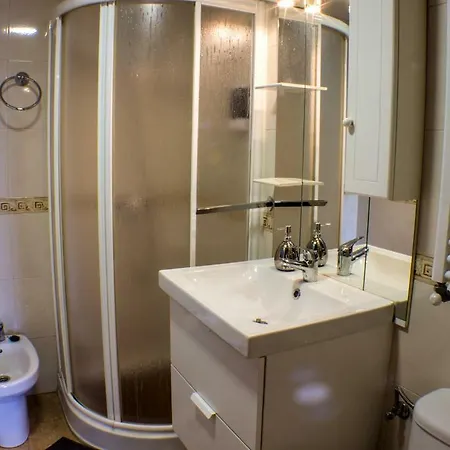 Apartamento Del Pintor | Santiago Apartment *