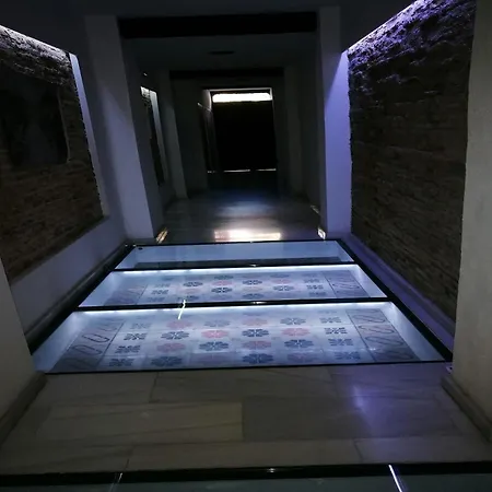 With 3 Bedrooms In Granada, With Wonderful View, Balcon * 그라나다
