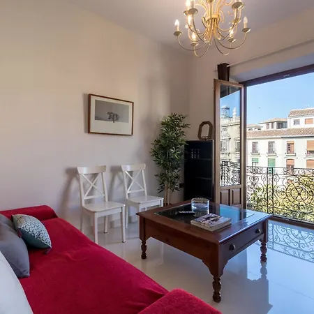 With 3 Bedrooms In Granada, With Wonderful View, Balcon 아파트 *