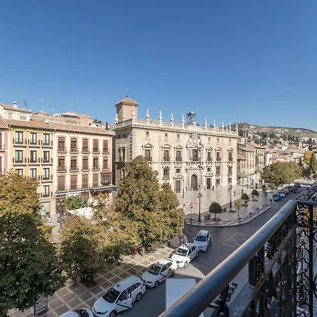 With 3 Bedrooms In Granada, With Wonderful View, Balcon * 그라나다