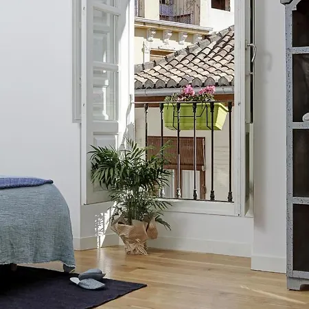 Duplex Lux Escudo Del Carmen Grenade