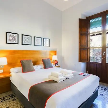 Oyo Fonda Sanchez 2* Granada