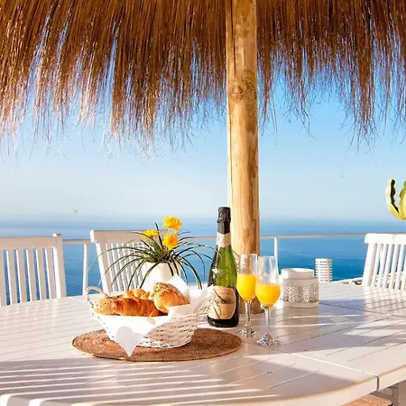 La Almendra Blanca - A Hidden Gem On The Mediterranean *